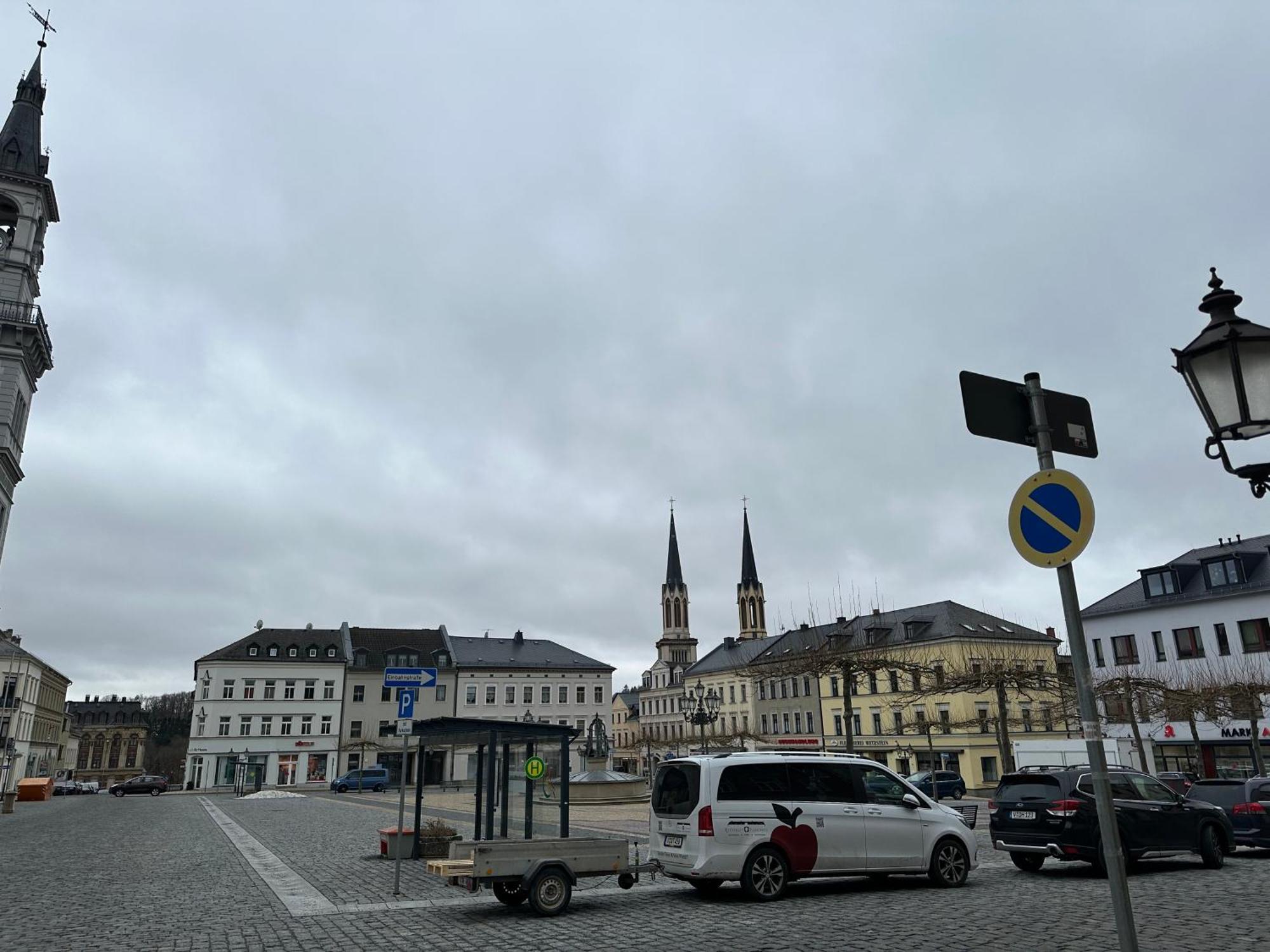 Ein Zimmer Wohnung Am Markt Oelsnitz  Exterior photo